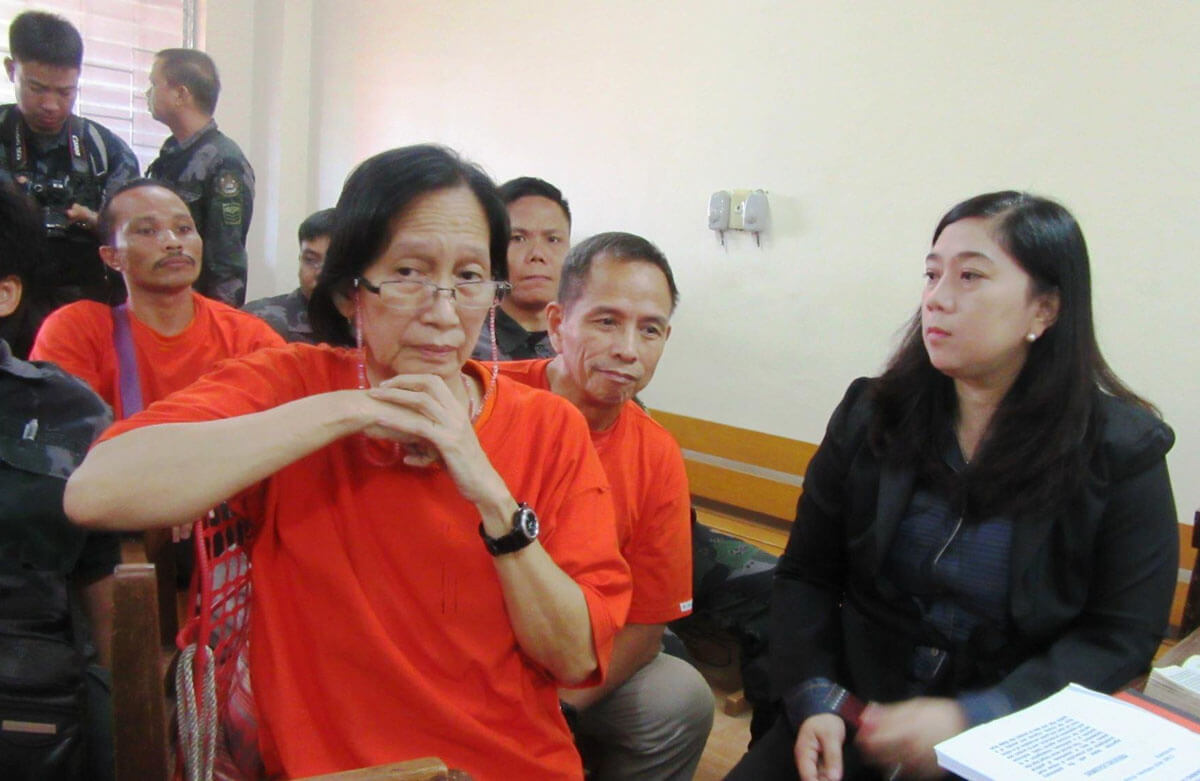 Benito Tiamzon and Wilma Austria-Tiamzon during one a court hearing. The top officials of the Communist Party of the Philippines were arrested in a mountain village in Aloguinsan on March 22, 2014.  (Photo taken from the Facebook Pge Free Benito Tiamzon, Wilma Austria and ALL Political Prisoners)