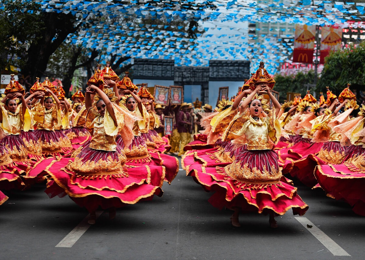 Cebu News Digest Jan. 7, 2015: More Sinulog contingents, leaner crowd;  barangay captain shot dead; Rama still hopes Pope will visit Cebu