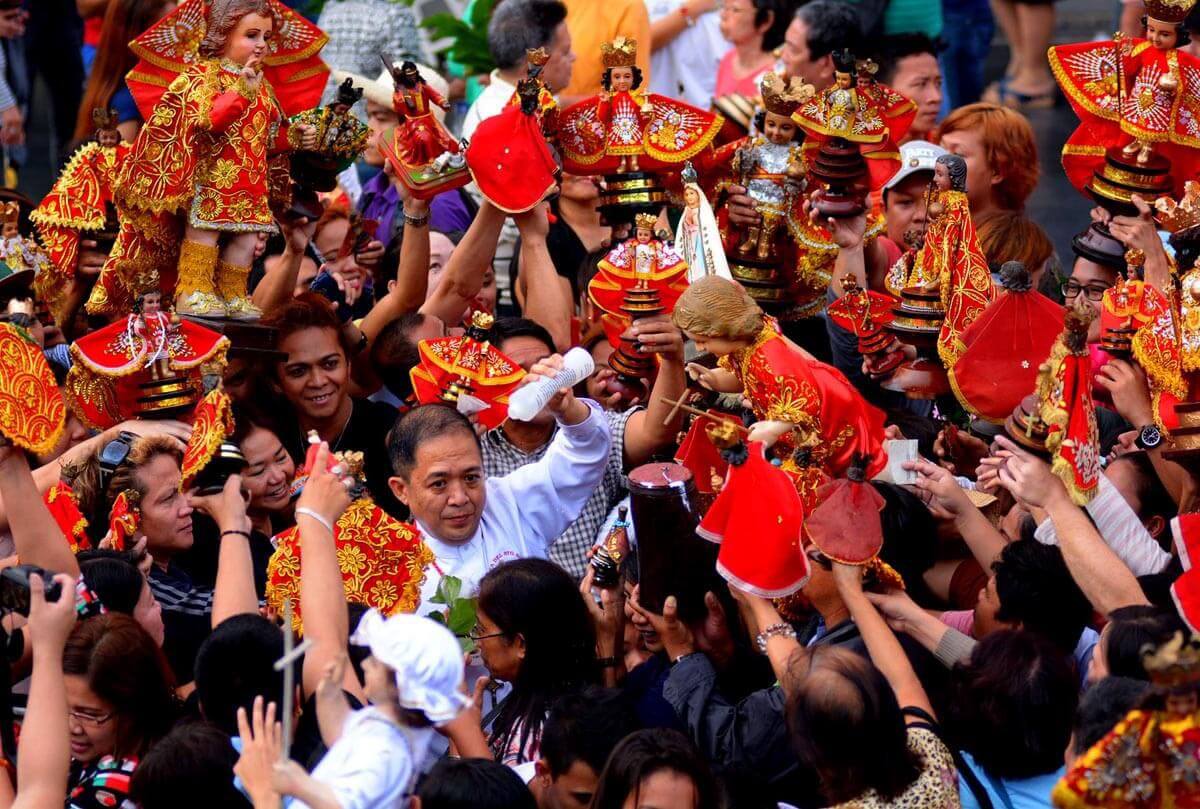 Cebu News Digest Jan. 10, 2014: Leyte storm survivors return to dance Sinulog; Mayor Rama threatens to sue City Council for economic sabotage