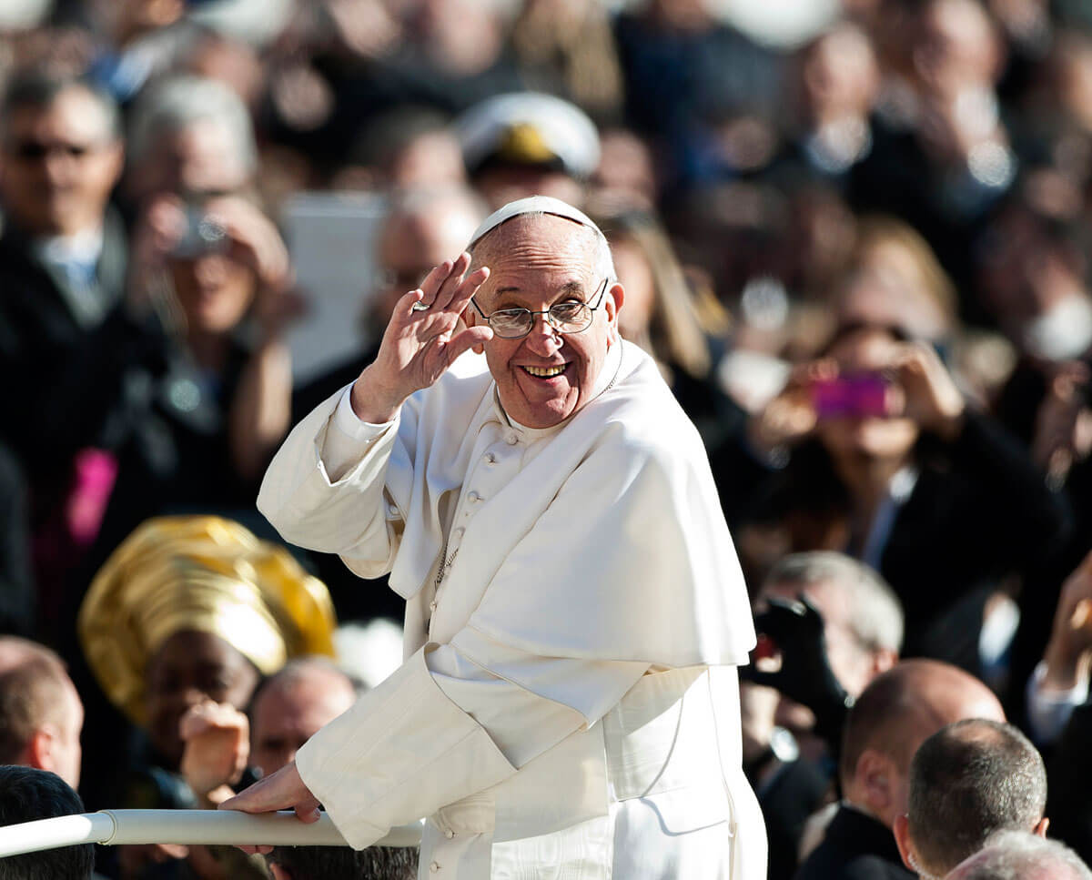 Cebu News Digest: Jan . 14, 2015: Cebu is Plan B for Pope in case of bad weather; arguments spark over P7 fare, LTFRB tells commuters: report PUJ violators