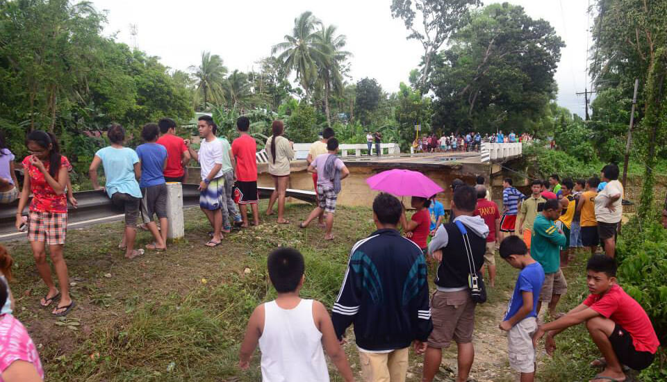 Cebu News Digest Jan. 4, 2015: Bad weather till Wednesday, international cargo ship sinks, Sibonga bridge problems