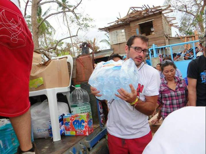 Cebu News Digest: Feb. 21, 2015: German tourist killed, 2 other foreigners shot in Talisay fastfood outlet; Talisay mayor’s ‘no-show’ in agreement signing angers investor