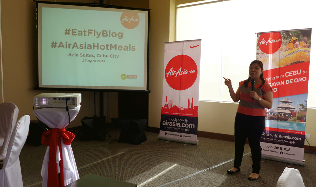 AirAsia hot meals