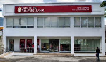 Cebu News Digest: April 1, 2015: Penitential bike ride to push through; Banks to public: Complete transactions today; 300 containers of smuggled rice to be auctioned