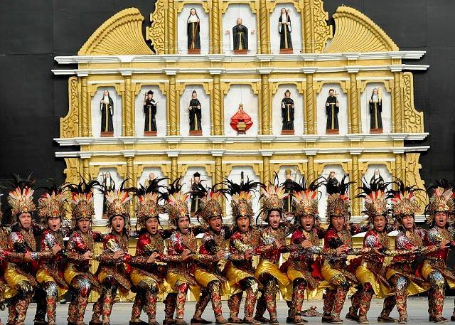 Cebu News Digest: April 27, 2015: Pope ‘less likely’ to join IEC 2016 in Cebu; grand Kaplag reenactment today, heavy traffic expected in downtown Cebu City