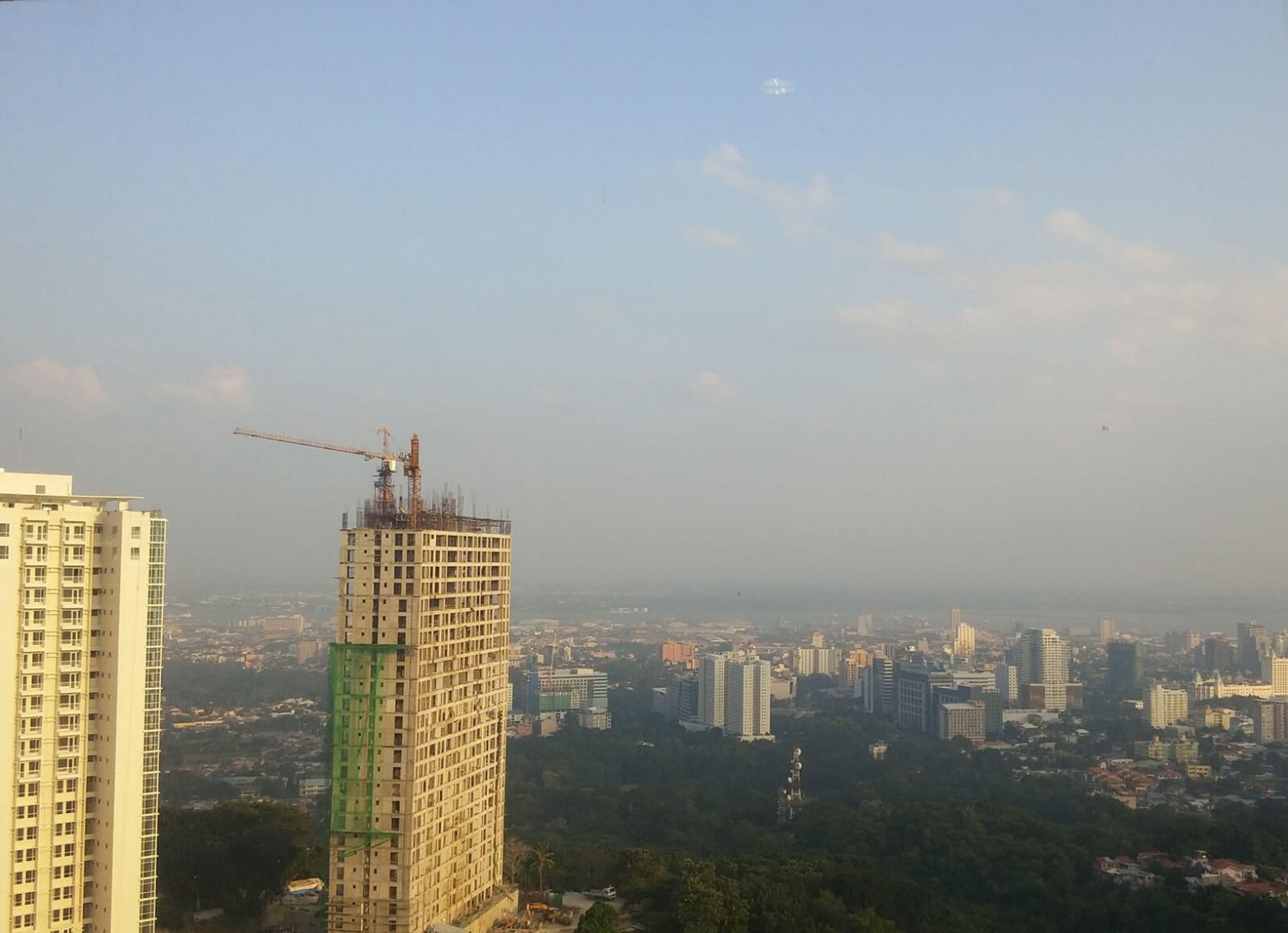 Cebu residents warned: Wear masks, stay indoors