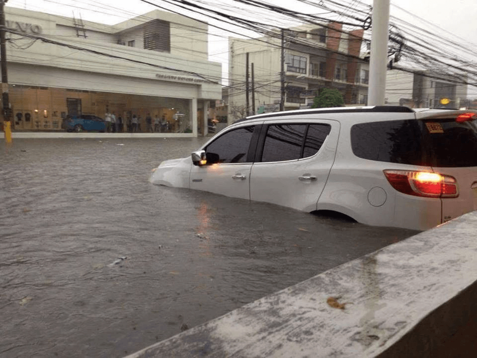 Cebu prepares for storm; Mandaue, Cebu implement anti-flood measures; Quisumbing wants strict implementation of traffic rules in Mandaue–Cebu News Digest for July 4, 2016.