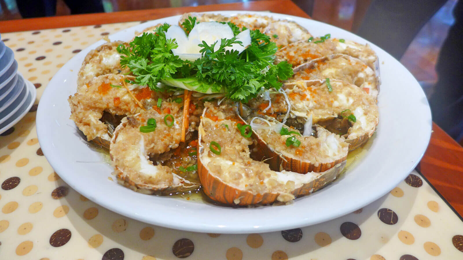 Chef Tang whips up Chinese lauriat feast at Cafe Marco