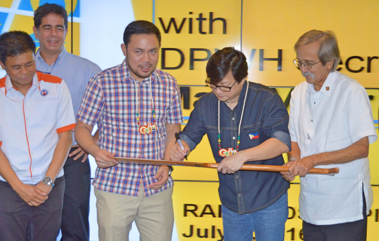 We’ll deal with flooding, Sec. Villar assures Cebu leaders
