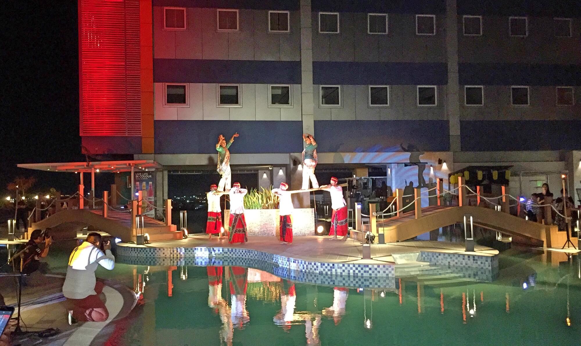 Skywaterpark Cebu highlights Philippine culture in Pasundayag night