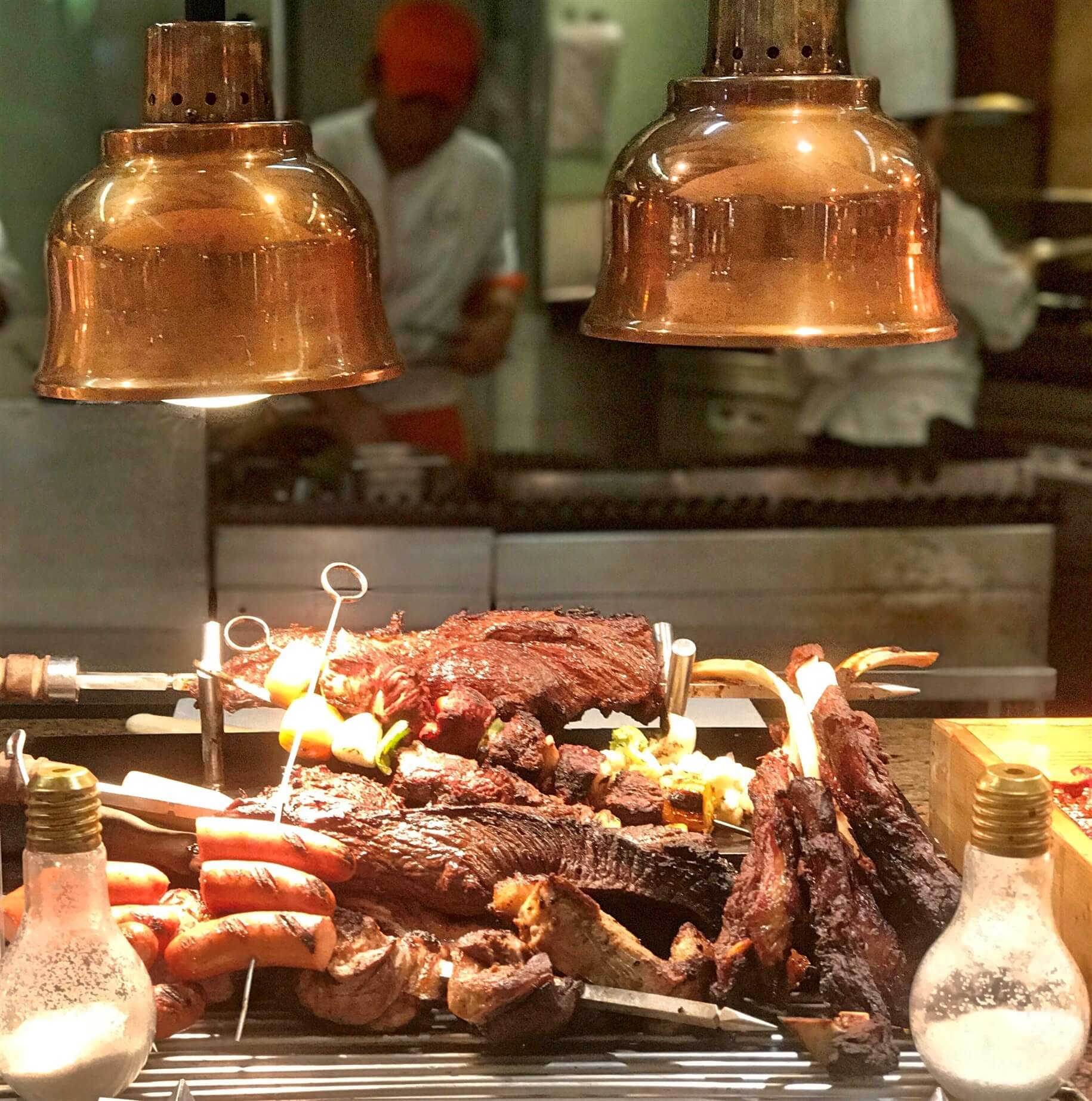 Carving station.