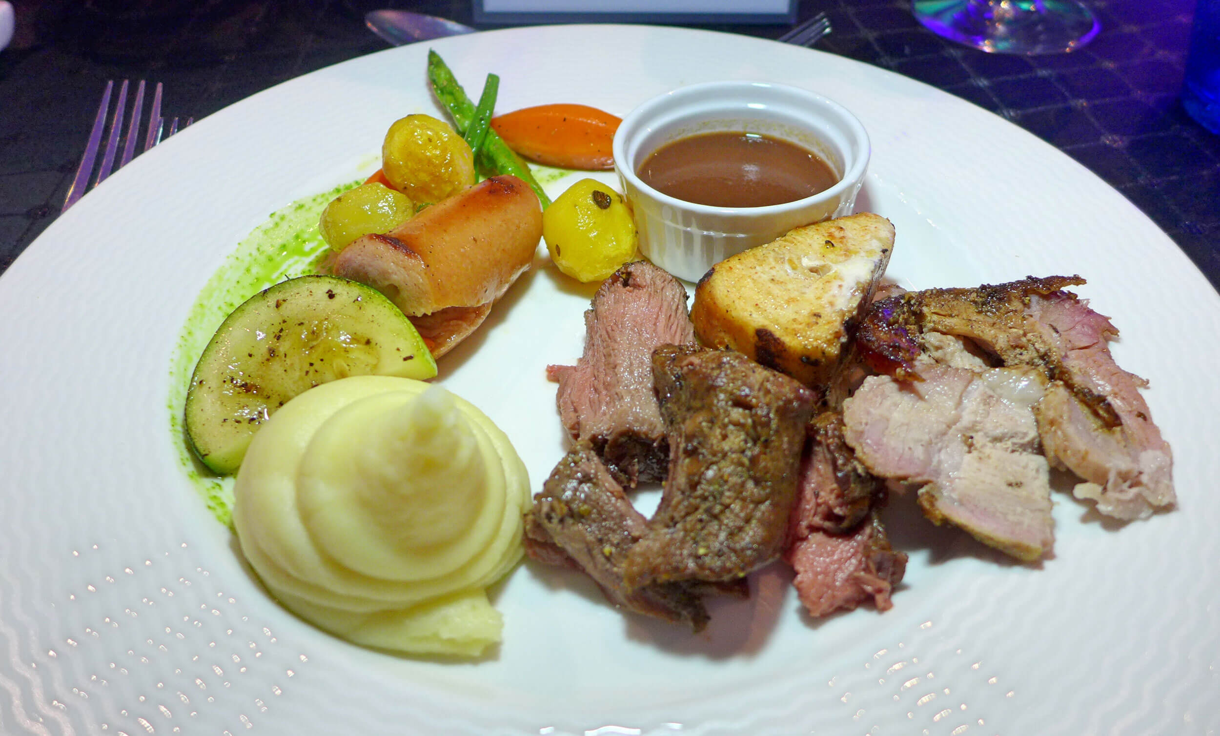 Moonlit Wine Dinner at the Blu Bar and Grill of Marco Polo Plaza Cebu.