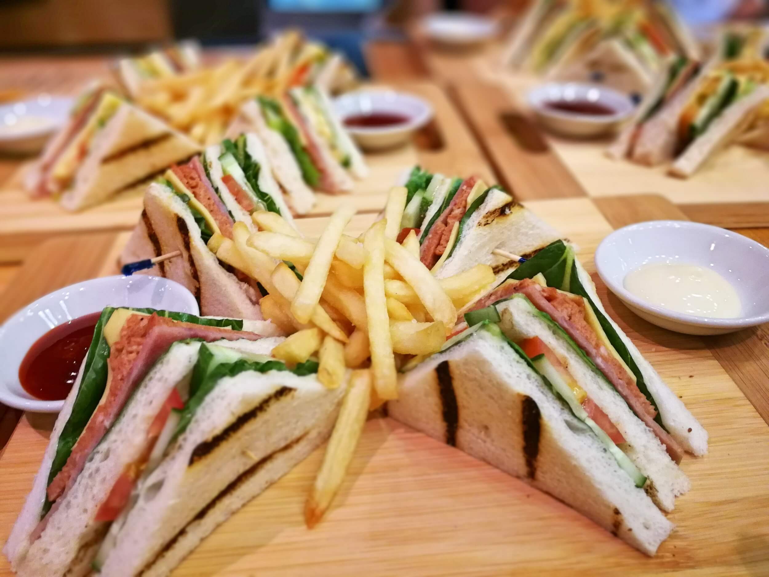 QCafe Golden Prince Hotel