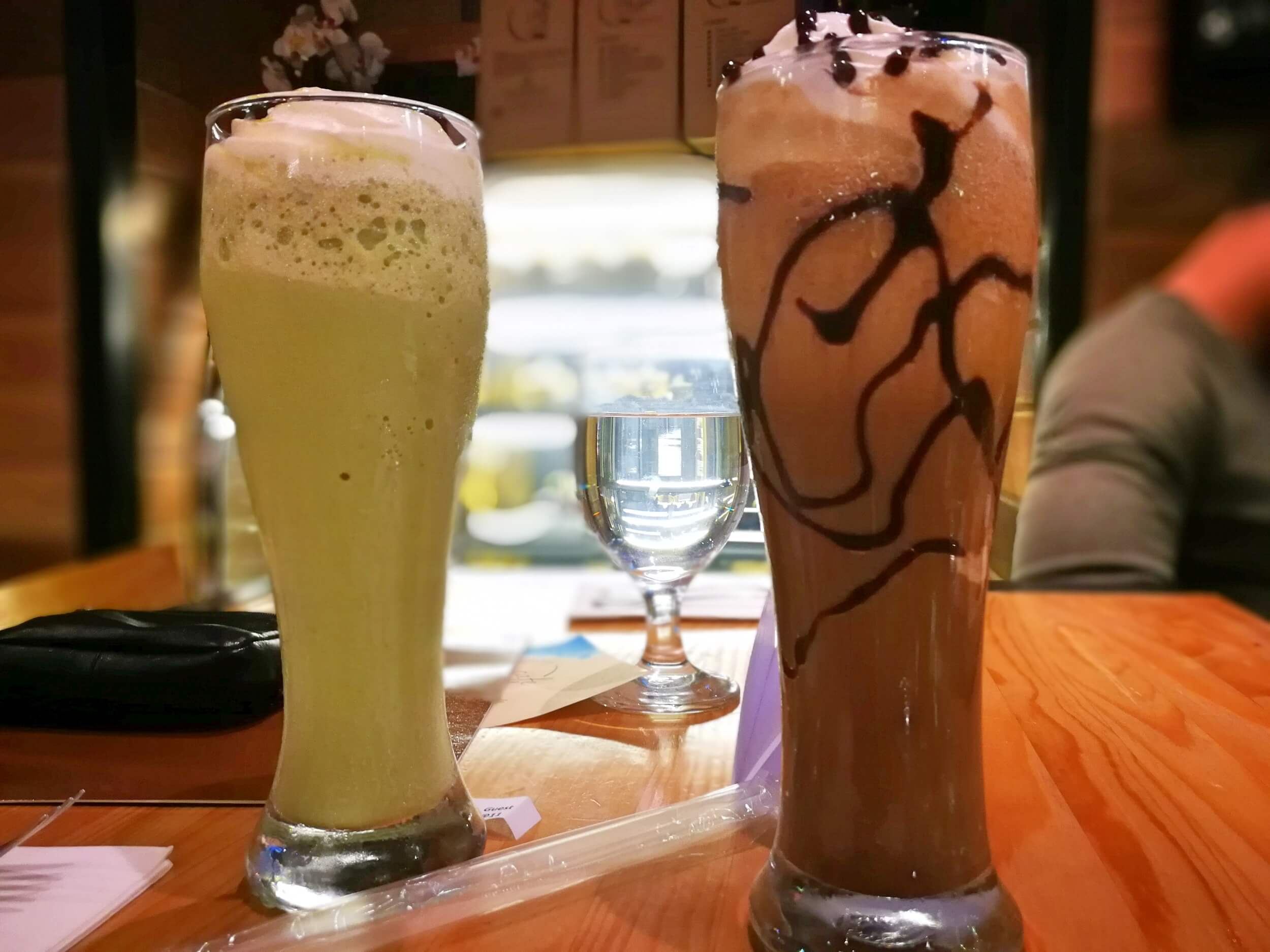 QCafe Golden Prince Hotel