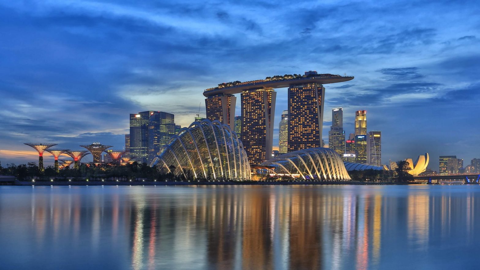 Singapore Tourism Board lines up exciting prizes for travellers in Cebu travel fair