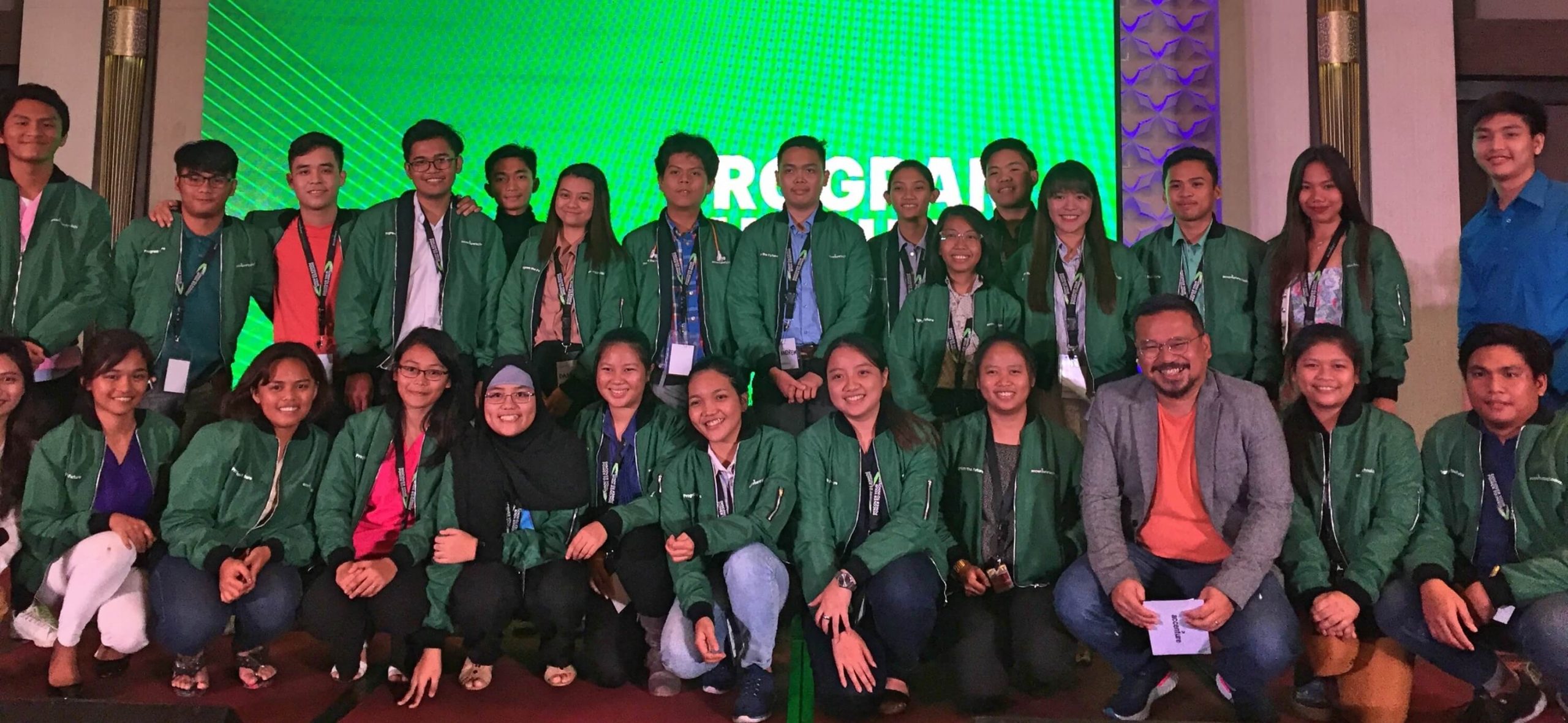 5 Cebu teams make it to national finals of Accenture Program The Future 2018