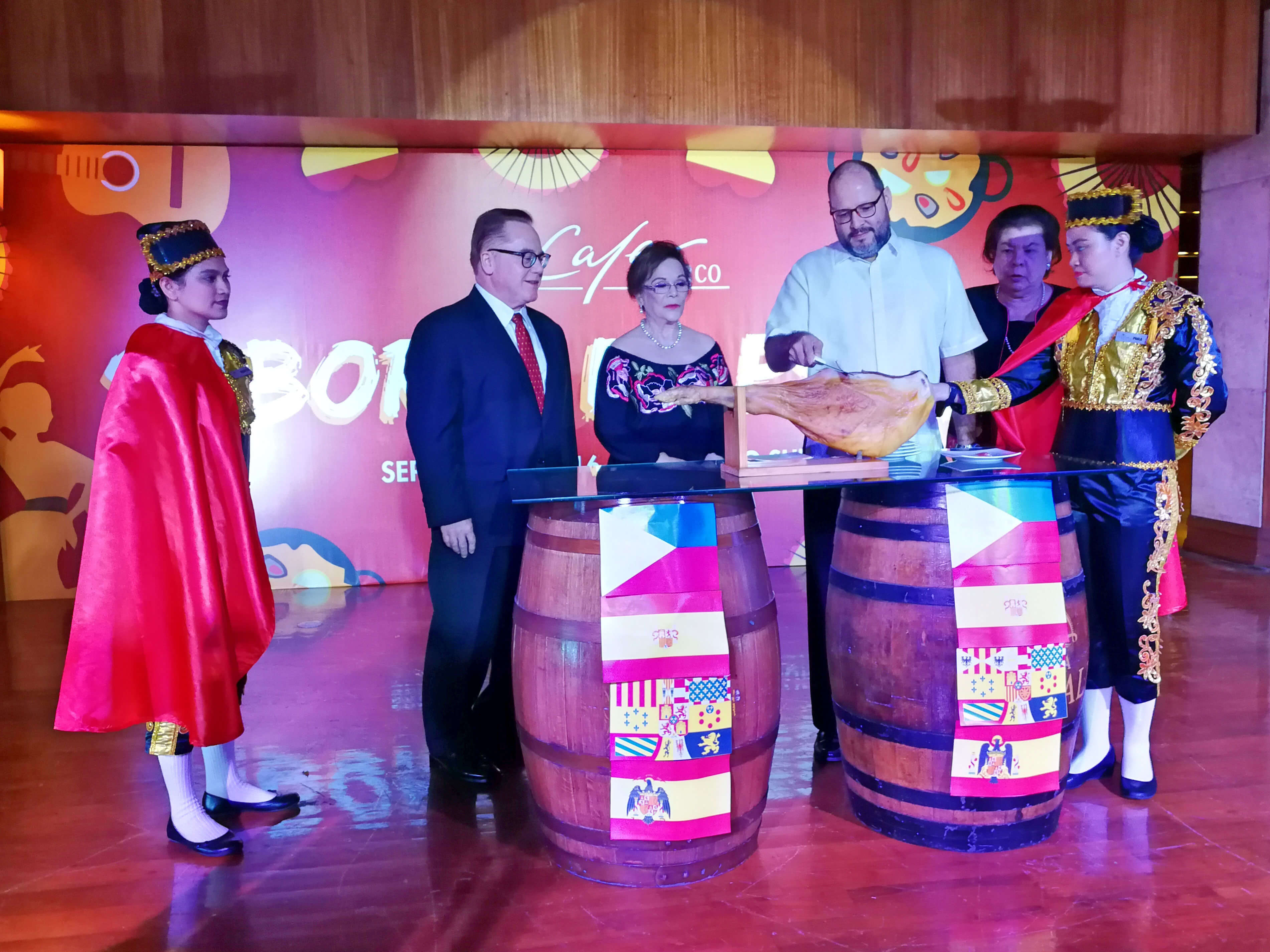 Cutting of jamon serrano Sabores de España