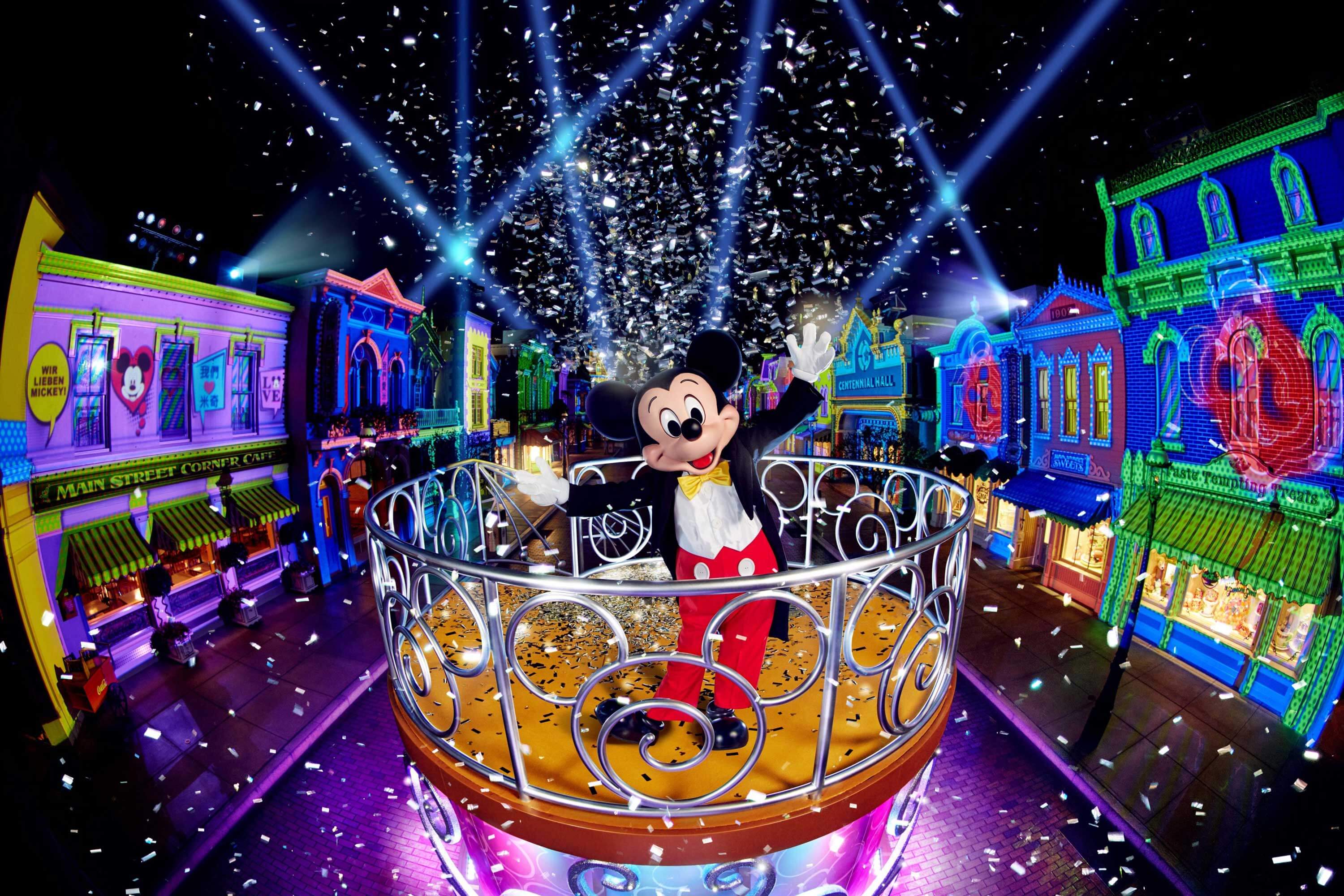 We Love Mickey Projection Show.