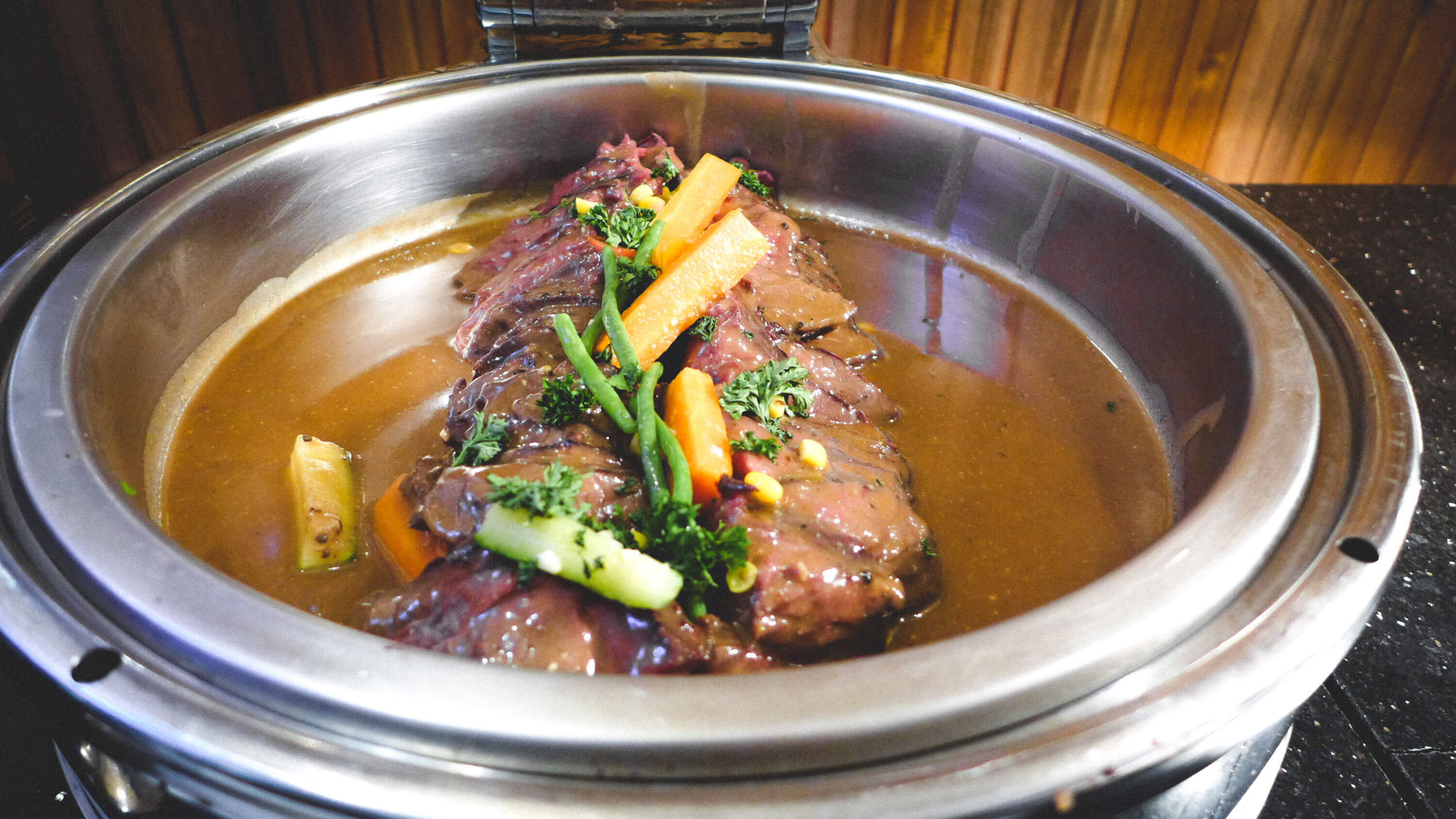Maayo Hotel buffet