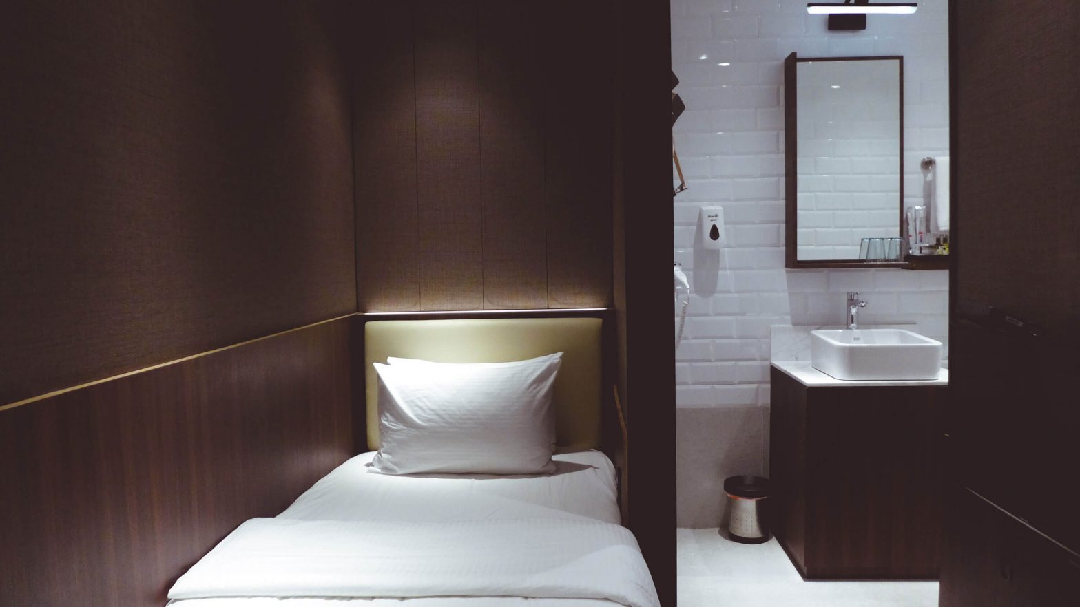 Long layover, late night or early morning flight? Sleep, freshen up at Mactan Cebu Aerotel