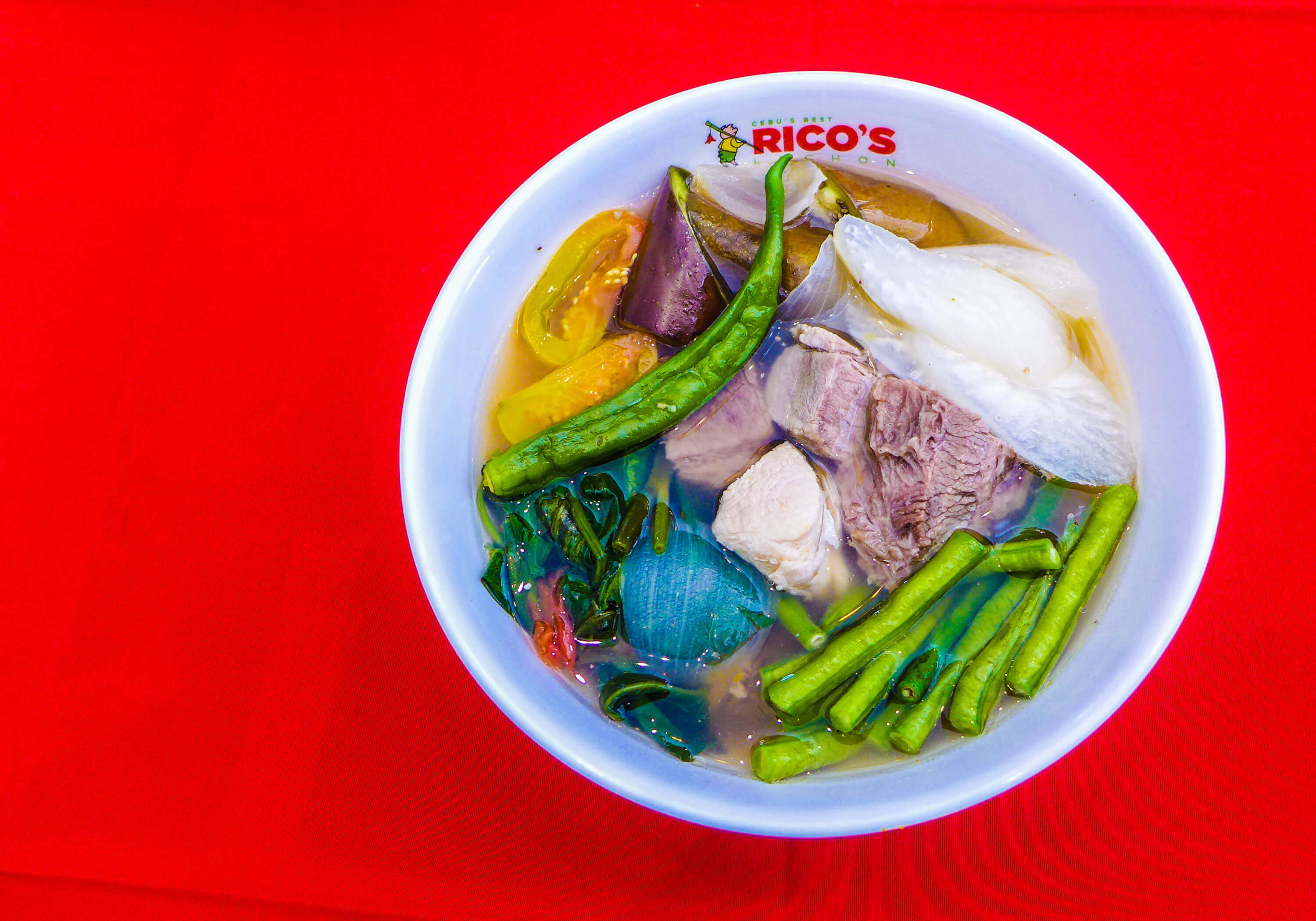 Sinigang na baka at baboy Rico's lechon