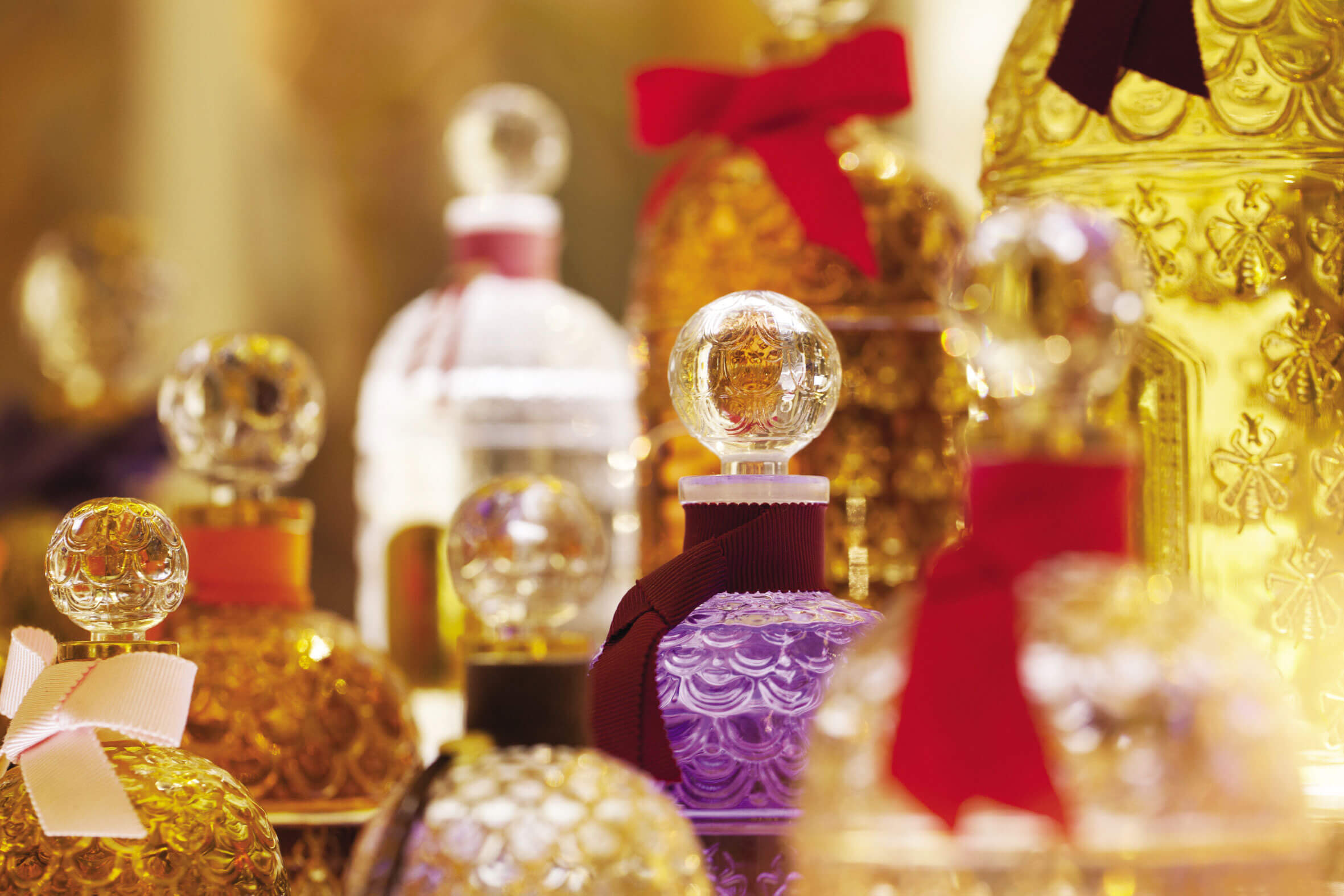 Guests who avail of the Guerlain-themed deluxe suites up to October 31 will enjoy Aqua Allegoria amenities, including fragrance, shower gel, and body lotion.