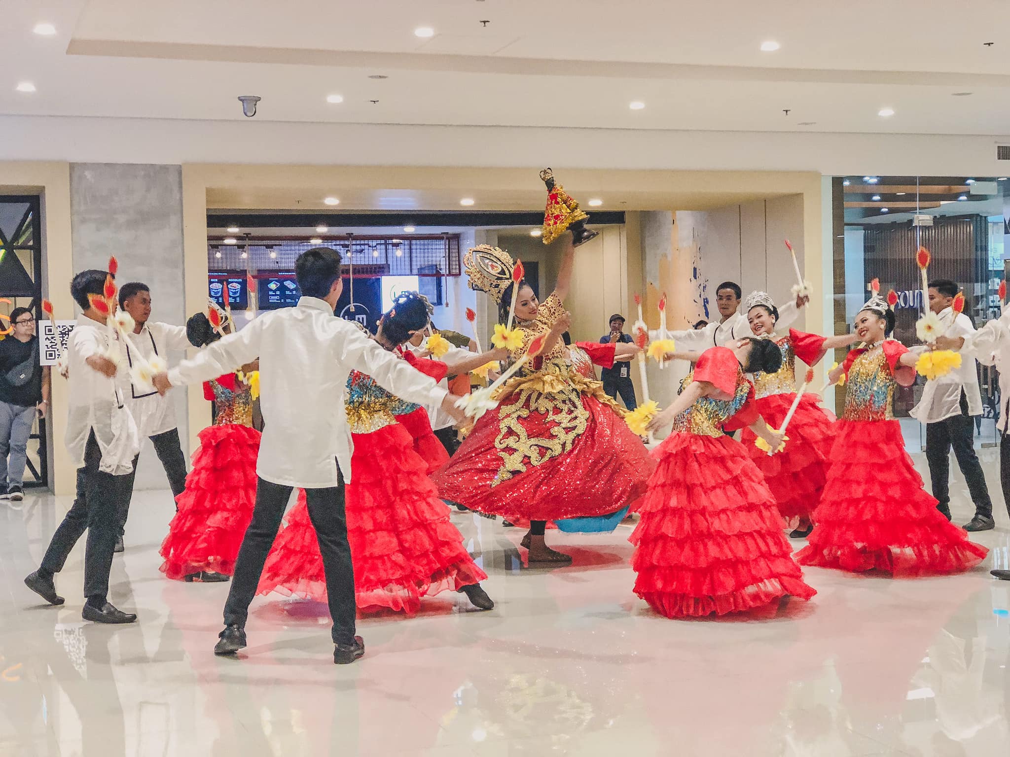 AyalaMalls Central Bloc joins Sinulog Festivities