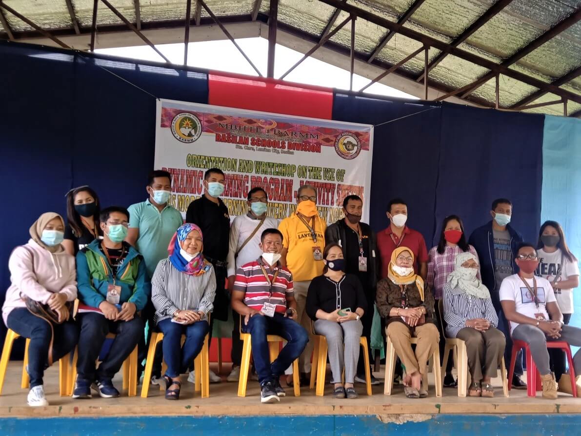 Basilan school shows the way in distance learning