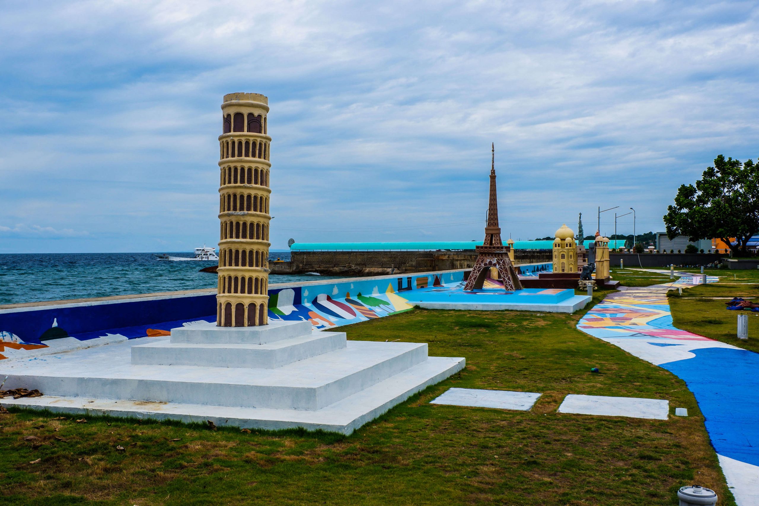 CORDONED OFF. We couldn’t get near the replica of global landmarks in the Sands Gateway Mall in Danao City.