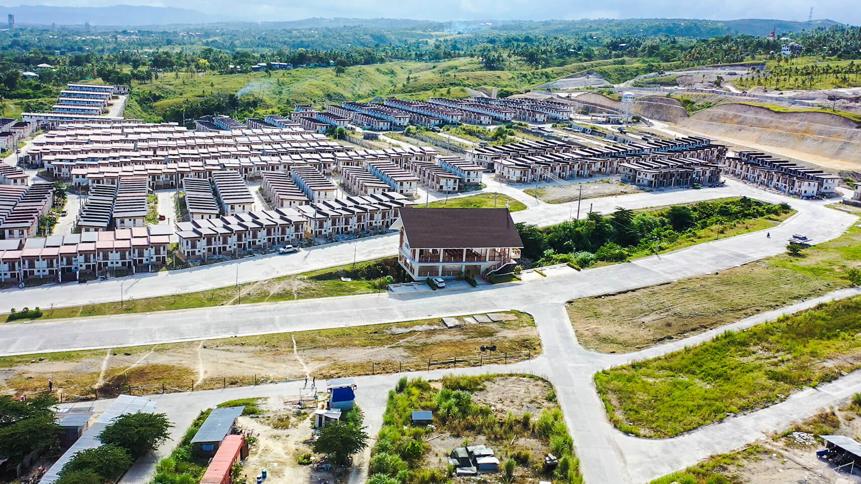 CASA MIRA SOUTH. Casa Mira, the company’s economic housing brand, accounted for 69% of 2020 sales.