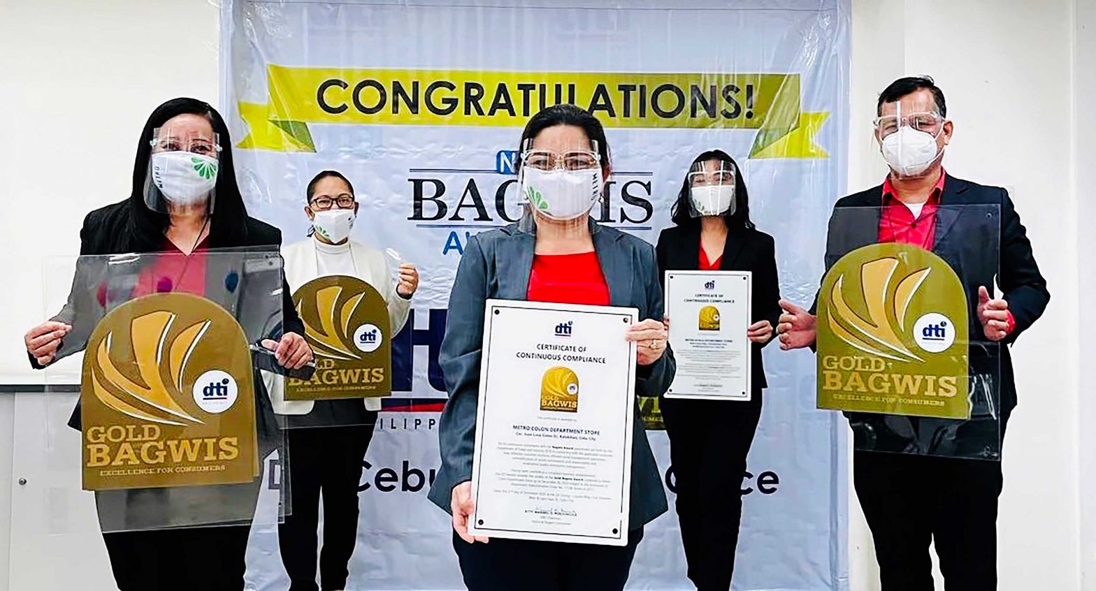 Metro Retail Stores receive DTI’s Gold Bagwis Seal of Excellence