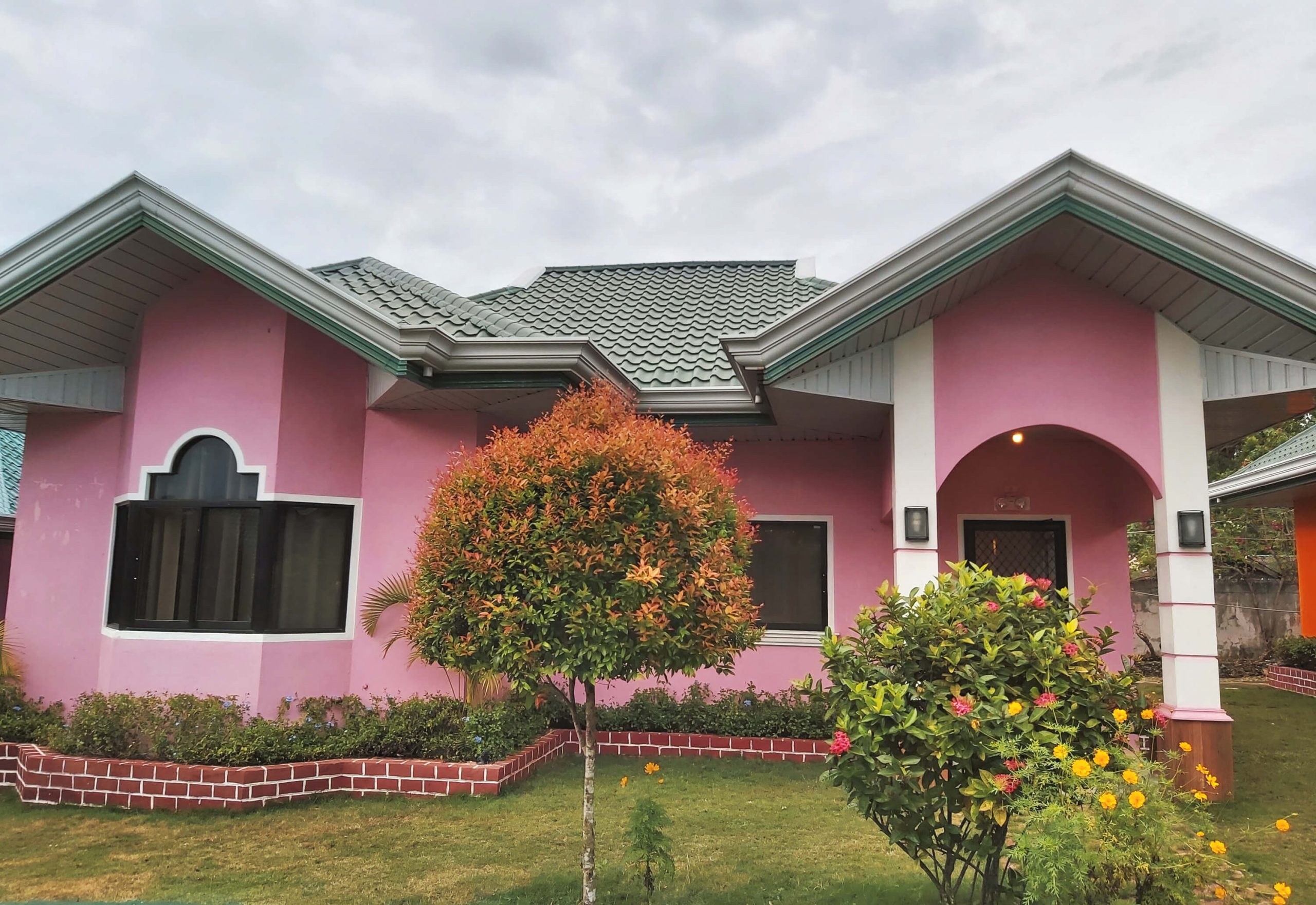 The Mangodlong Residences