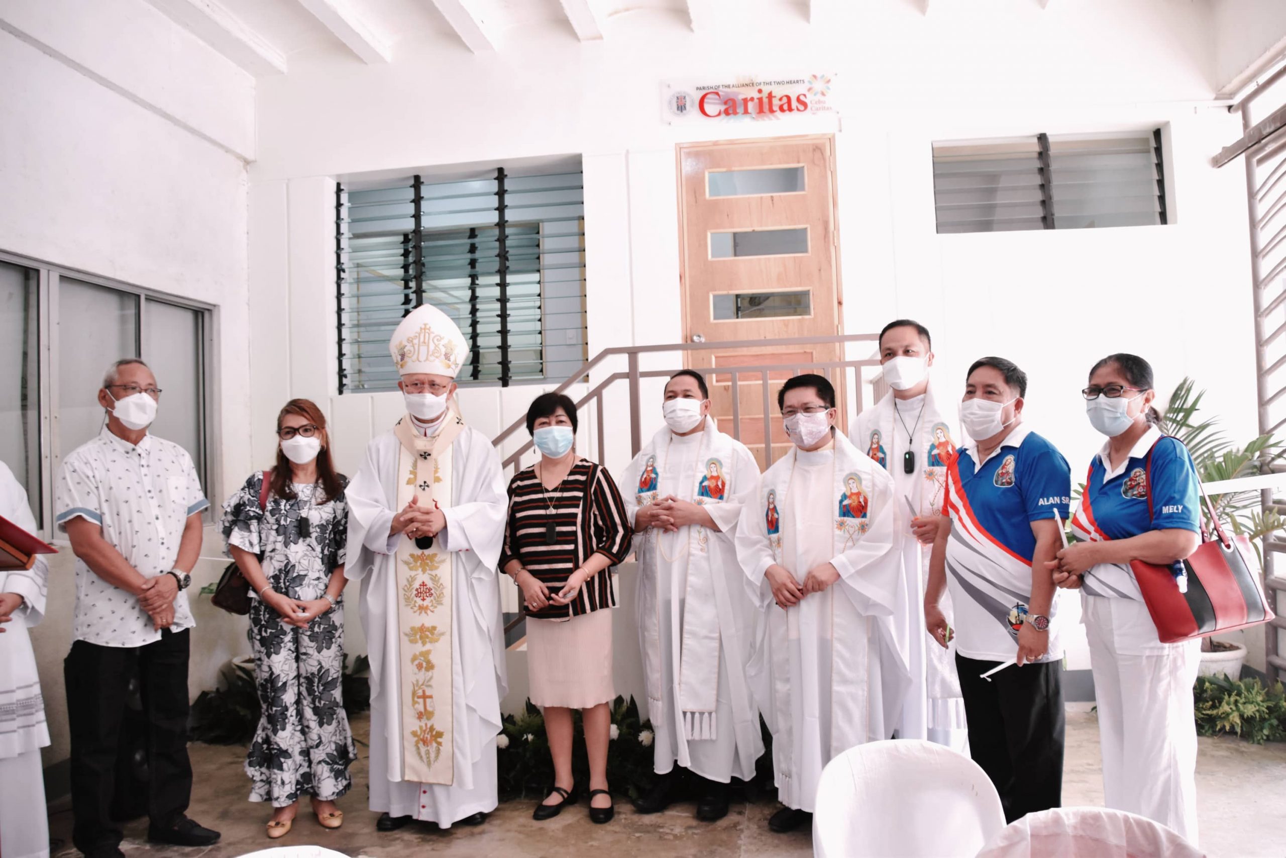 BANAWA. Archbishop Palma leads the blessing of the Parish Caritas center at The Alliance of Two Hearts Parish in Banawa, Cebu City. The parish was the first to launch its Parish Caritas center.
