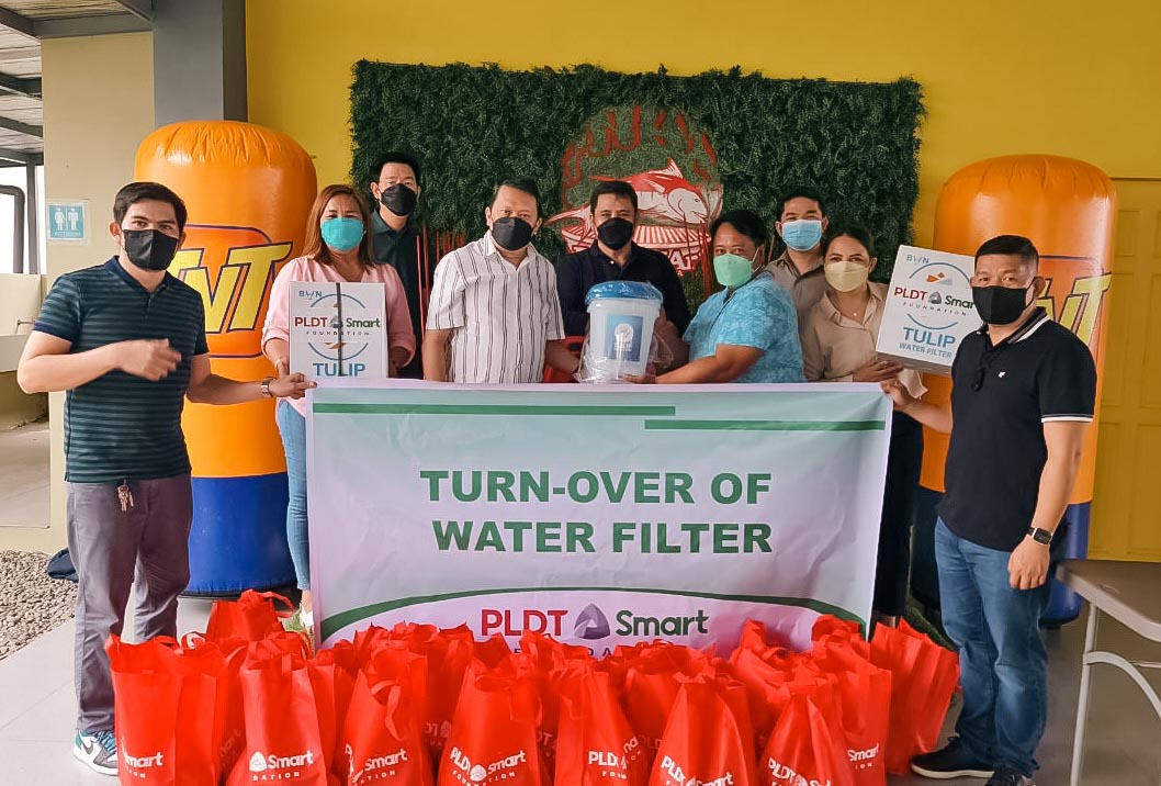 Smart, PSF top up aid in Eastern Visayas post-Odette