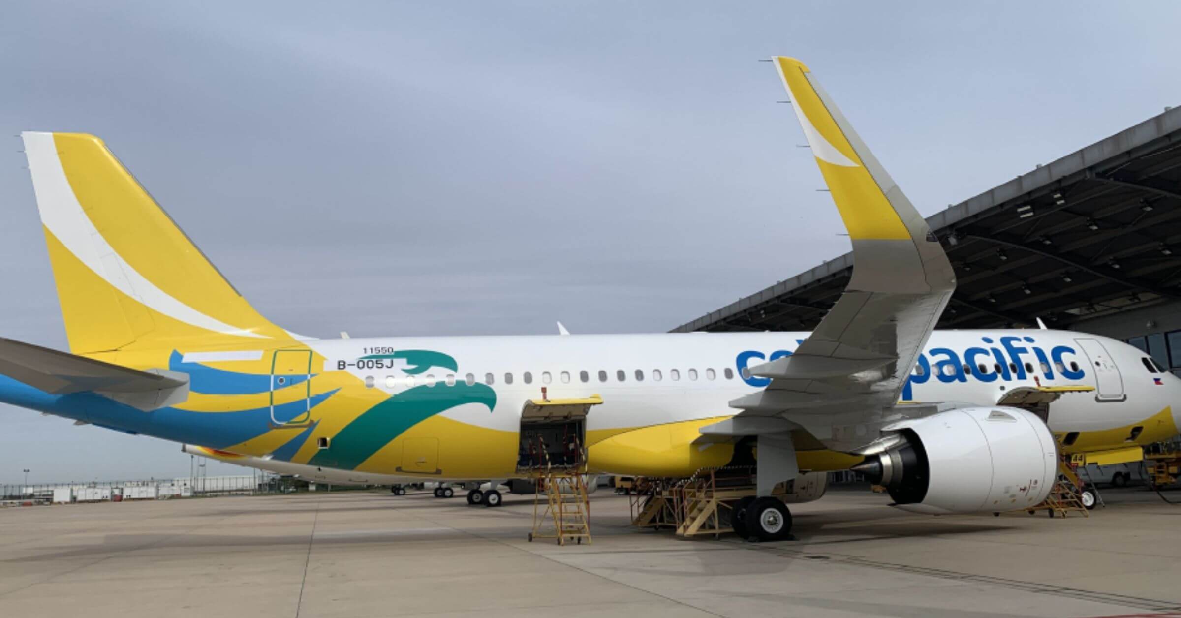 Cebu Pacific accepts brand new A320neo, 13th delivery for 2023