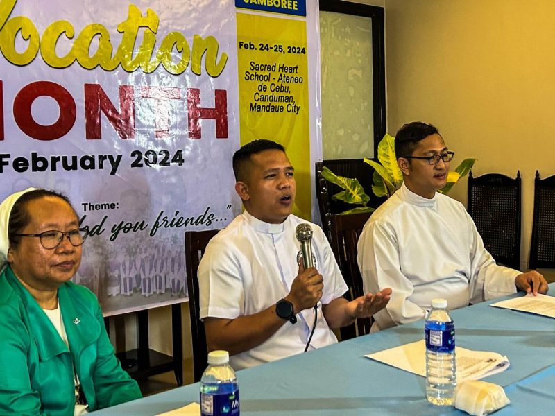 VOCATION MONTH. Announcing the activities for the Vocation Month in the Archdiocese of Cebu are (from left) Sr. Cecilia Tapang of Living the Gospel Community, Fr. Christian James Mayol of the Seminario Mayor de San Carlos, and Fr. Ferderiz Cantiller, President of the Directors of Vocations in the Philippines (DVP) Cebu.