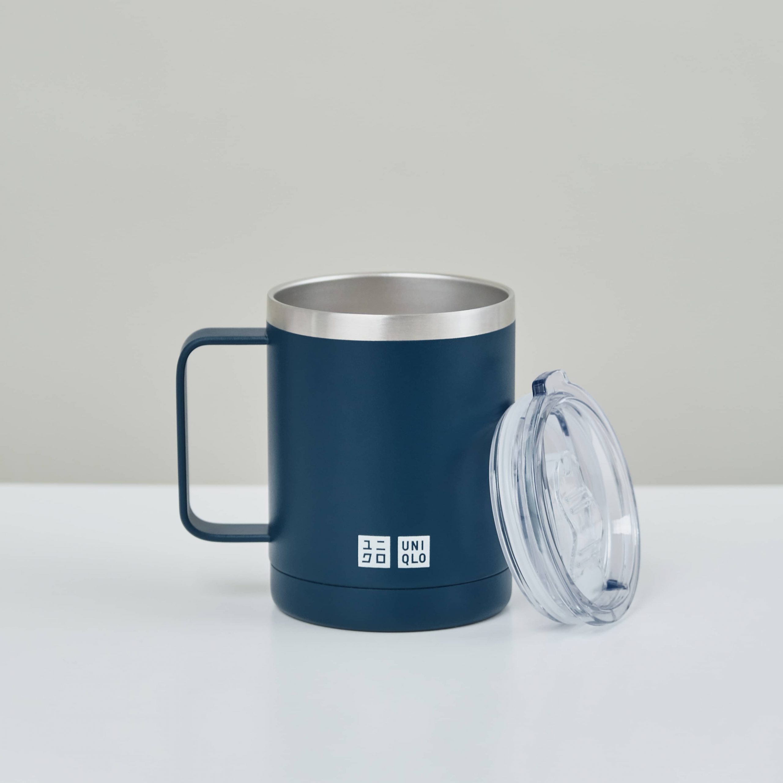 Get this JMALL exclusive UNIQLO thermal Mug when you spend Php 2,500 from OCtober 25- 31.