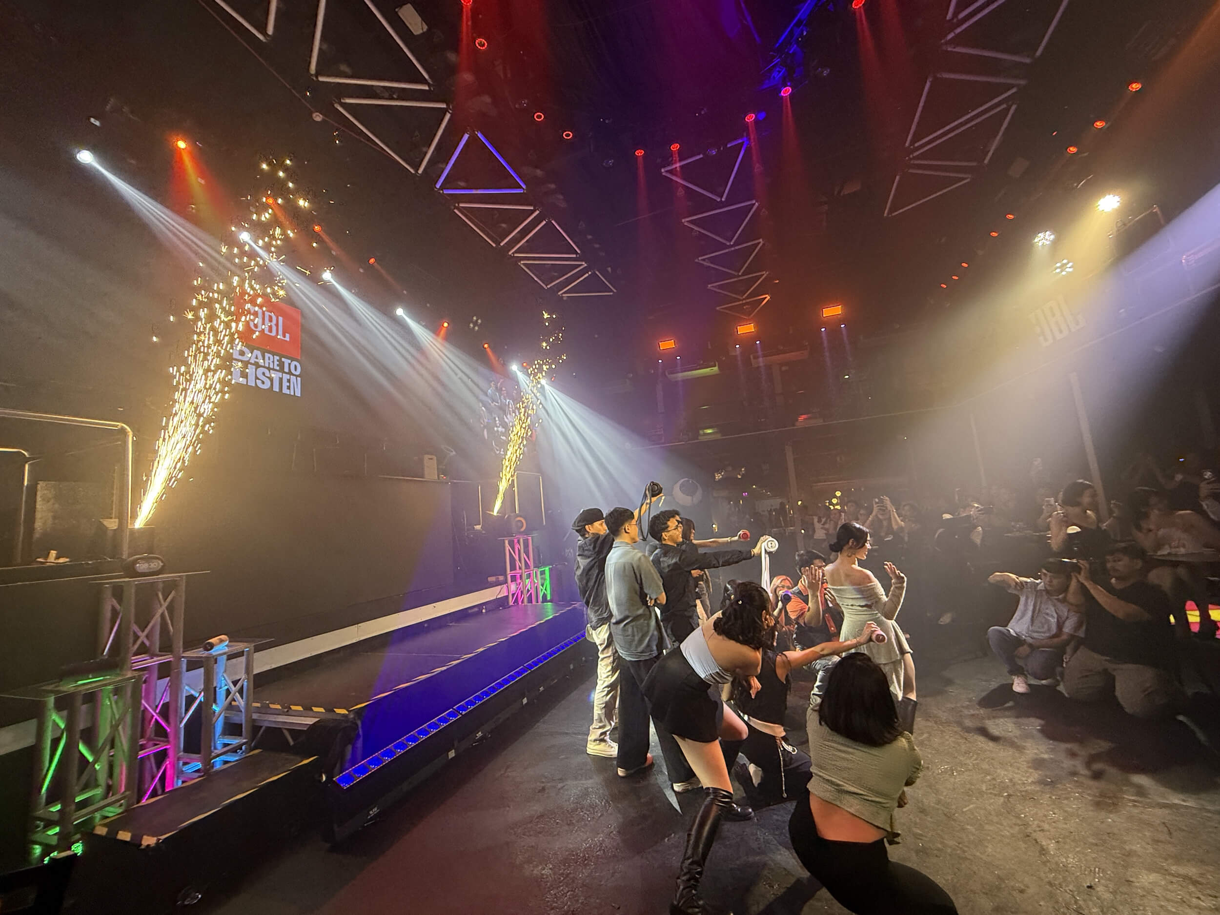 JBL brings the beat to Cebu