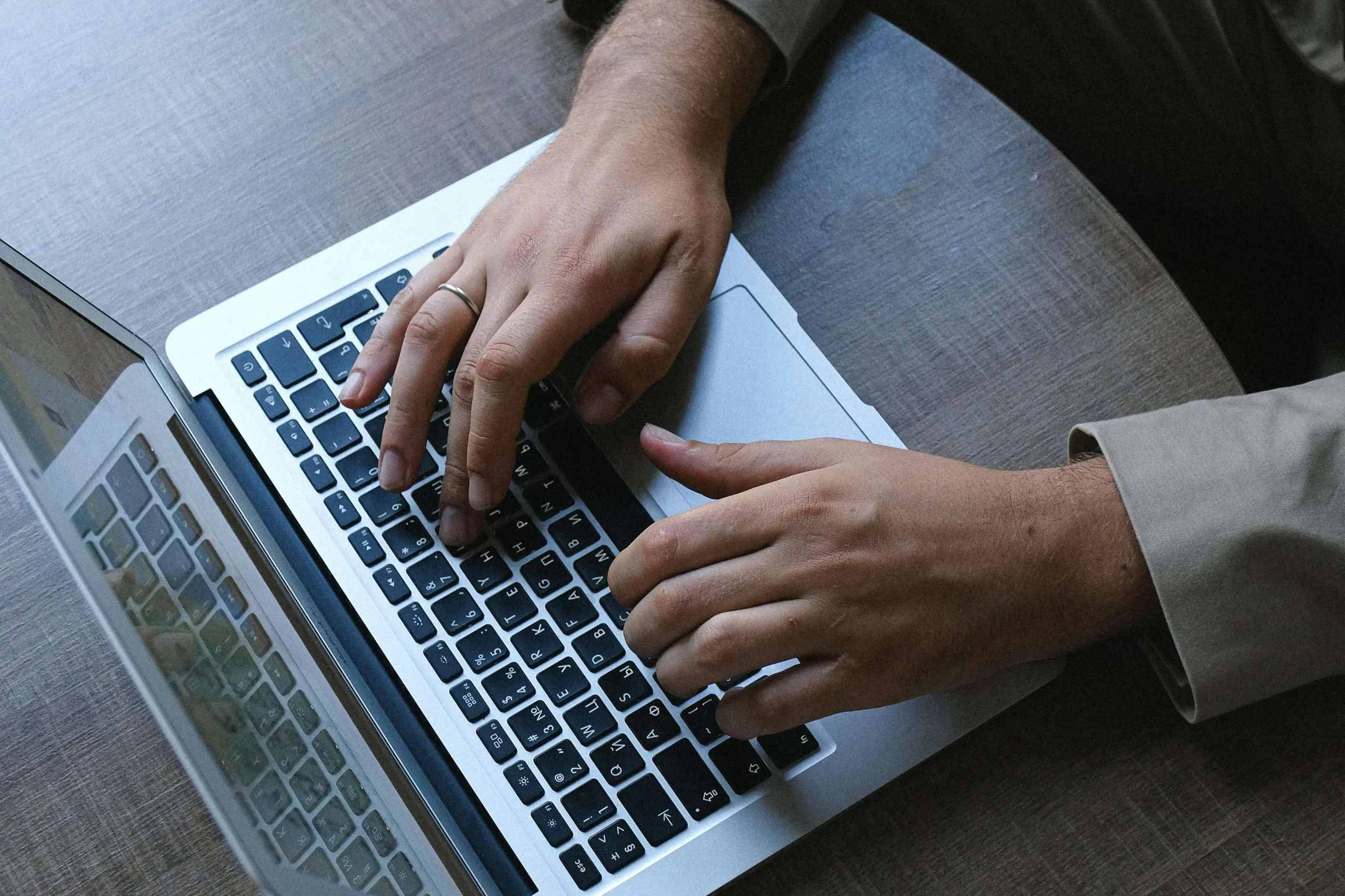 Striking a Good Balance Between Online Casino Fun and Your Real-Life Hobbies and Responsibilities