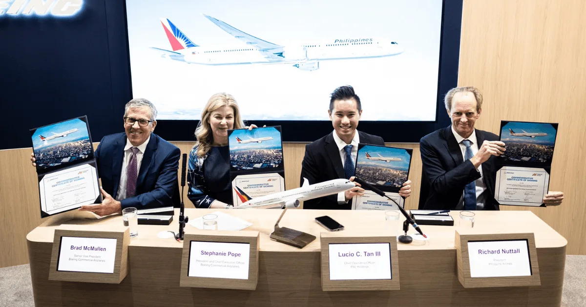 From left: Brad McMullen, Senior Vice President – Commercial Sales and Marketing of Boeing, Stephanie Pope, President and Chief Executive Officer of Boeing Commercial Airplanes, Lucio C. Tan III, President and Chief Operating Officer of PAL Holdings, Inc. and Richard Nuttall, President of Philippine Airlines. (Photo courtesy of Boeing)